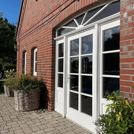 Ruth Sonnenhut Apartament